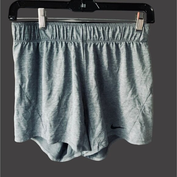 NIKE DRI FIT GRAY ELASTIC WAIST DRAWSTRING LADIES ATHLETIC ATHLEISURE SHORTS XS - Picture 1 of 5